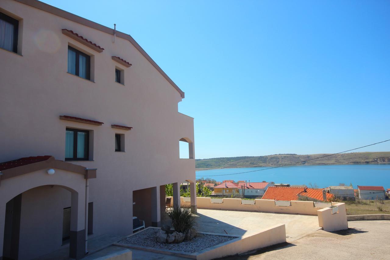 Apartments Njaco Ražanac Екстериор снимка