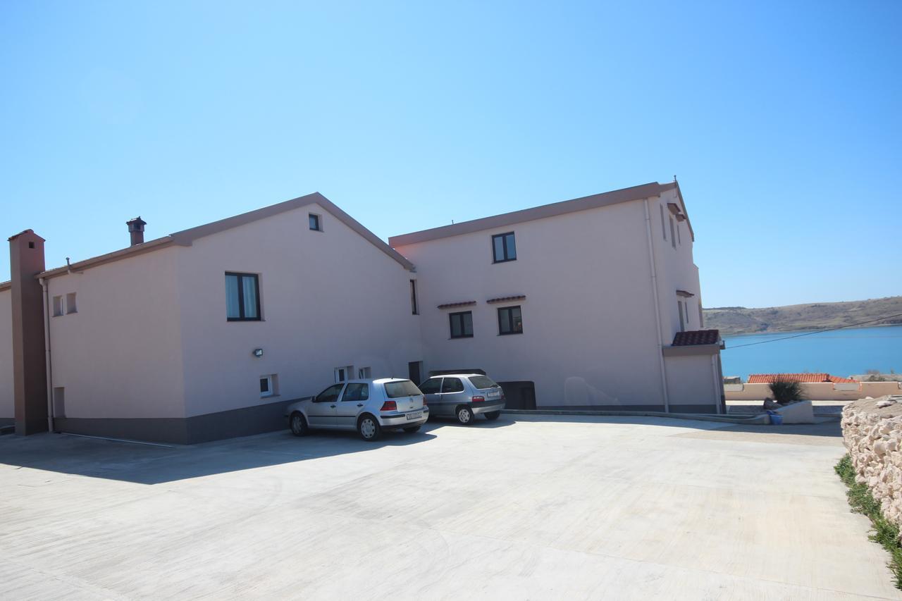 Apartments Njaco Ražanac Екстериор снимка