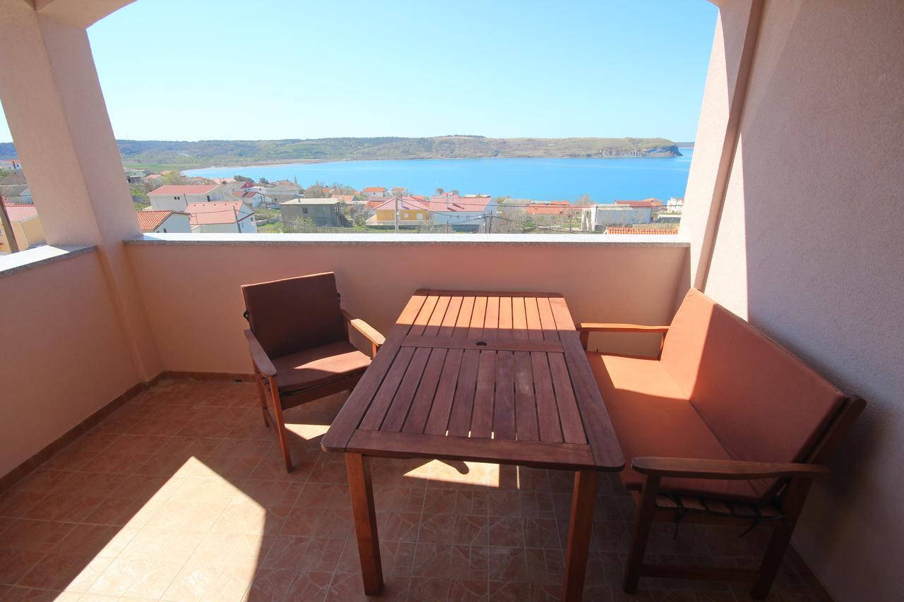 Apartments Njaco Ražanac Екстериор снимка
