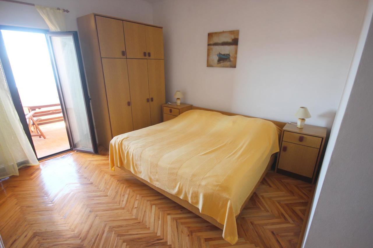 Apartments Njaco Ražanac Стая снимка